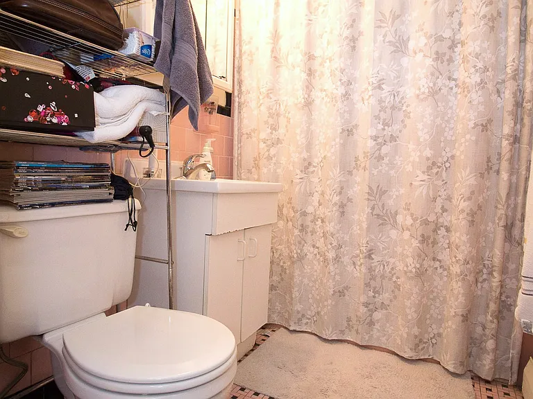 105 Chestnut St #1B — Photo 4
