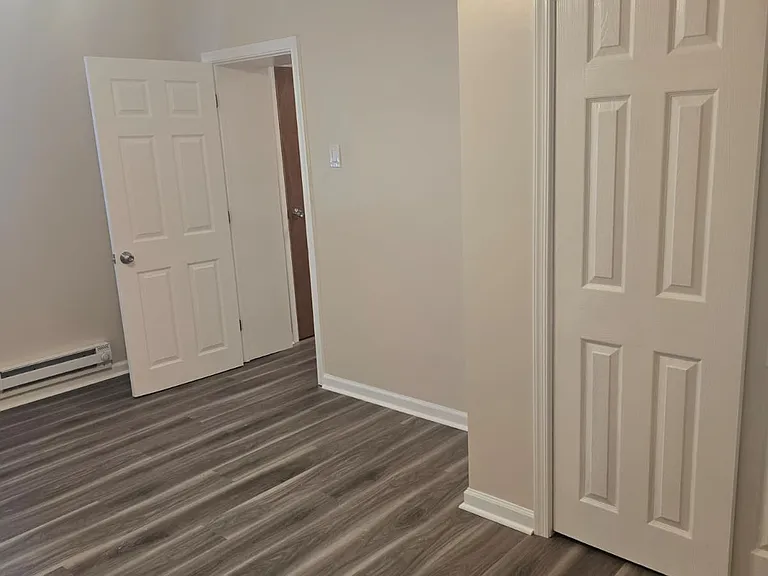 209 S Locust St #5 — Photo 10