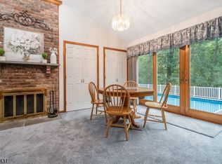 48 Lilac Dr, Lebanon, NJ 08833