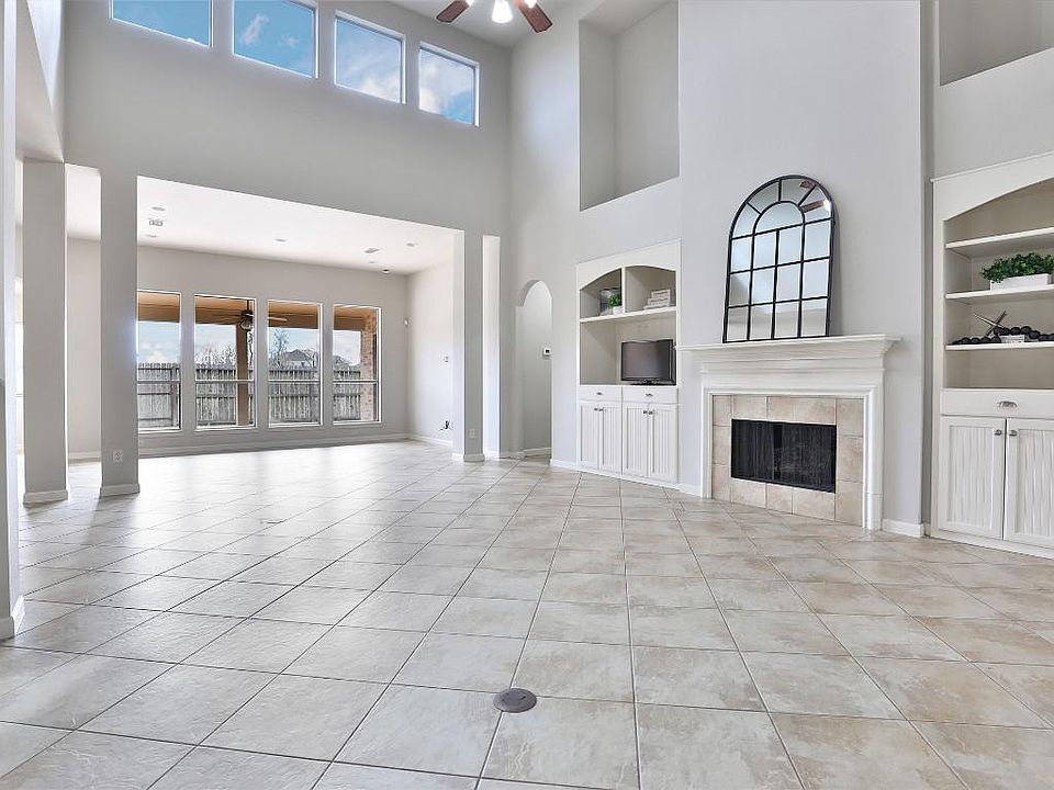 1st image of 9231 Cold Hollow Ln
