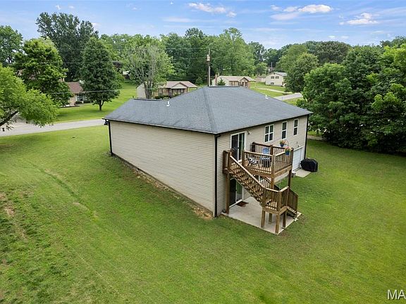 5th image of 337 Timber Ln