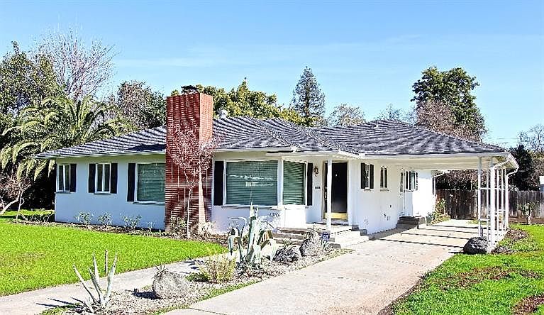 1st image of 4510 N Del Mar Ave