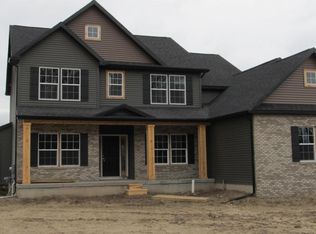 2450 Knollridge Ln, Williamston, MI 48895