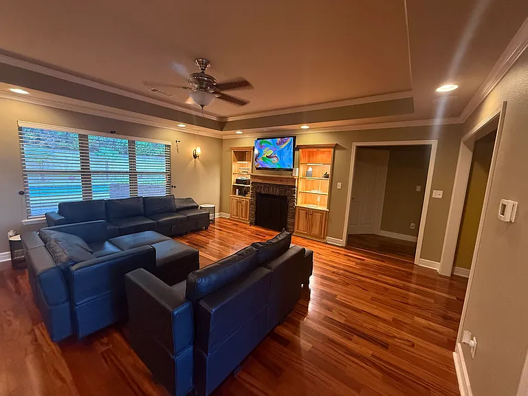 256 Mapleleaf Cir — Photo 11