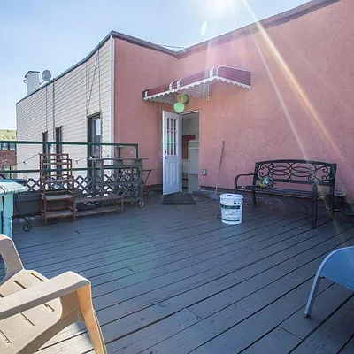 Rented by Nooklyn NYC LLC | media 23