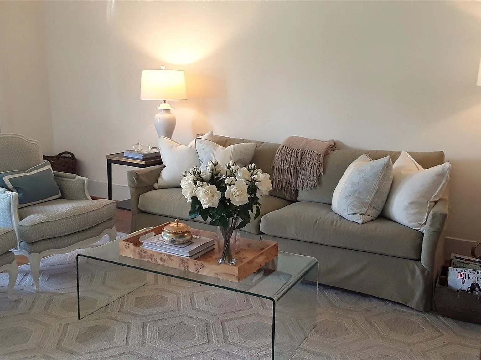 2 bed, 1.0 bath, 1425 sqft, $2,200 — Photo 4
