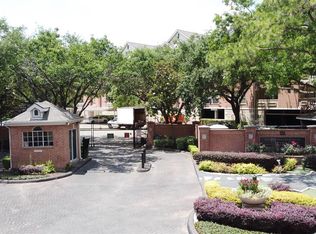 2111 Welch St APT B111, Houston, TX 77019