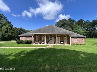 1170 Spring Lake Cv, Raymond, MS 39154