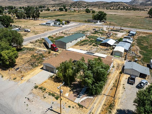 3rd image of 445 S Main St