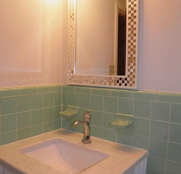 Lower level half bath