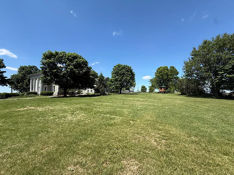 450 Waterworks Rd #A — Photo 21
