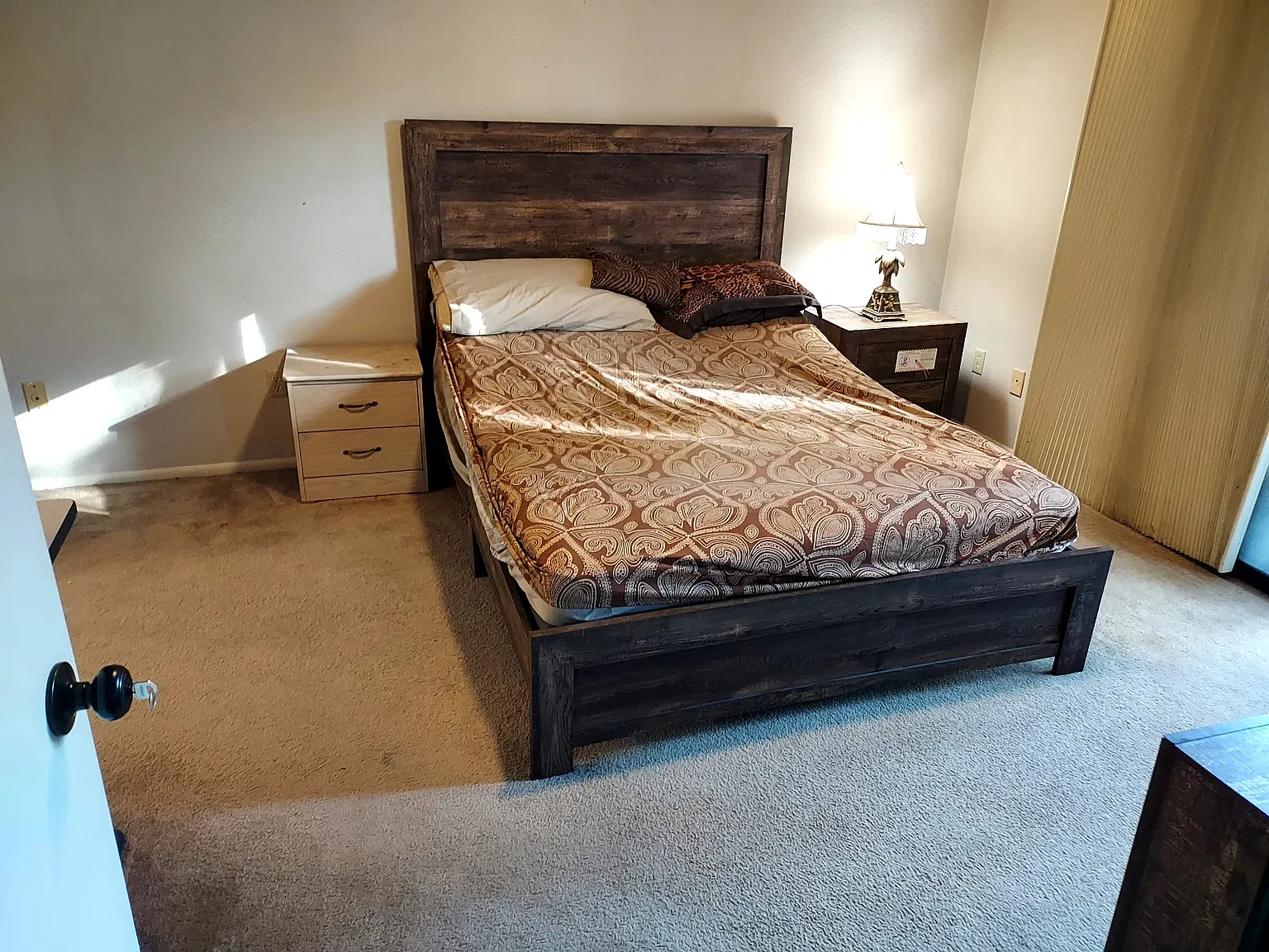 3 bed, 1235 sqft, $1,100 — Photo 2