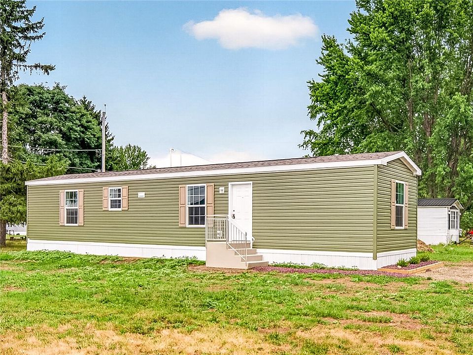 1st image of 2131 Brooks Ln