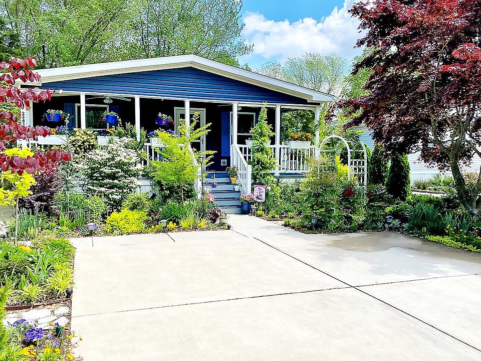 1st image of 23435 Beacon Ct #Bcb053