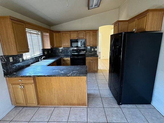 4th image of 4541 E Tanglewood Dr