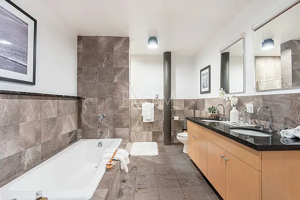 Sold by Brick&Mortar | media 45