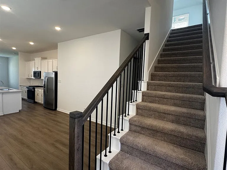 23642 Red Rowan Ln — Photo 3