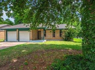 532 Holly Hill Rd, Edmond, OK 73003