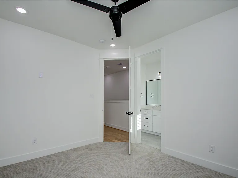 3206 Live Oak St — Photo 18