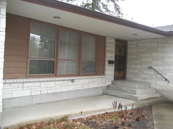 1512 S Division St, Spokane, WA 99203