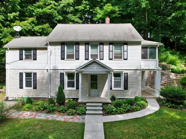 48 Steinmann Avenue, Middlebury, CT 06762