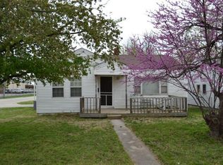 1402 W Lynn St, Springfield, MO 65802