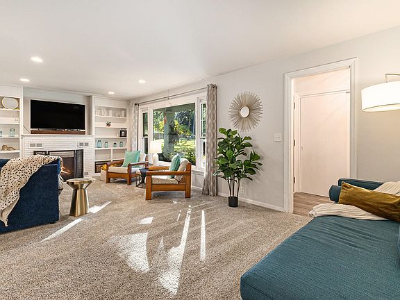 4th image of 3447 W Manitou Cir