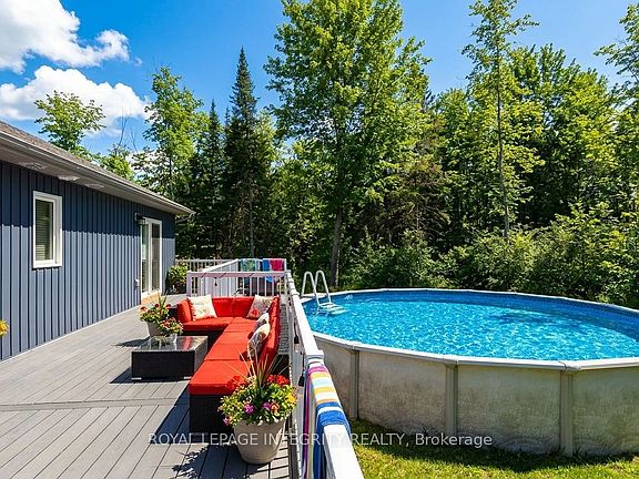 3rd image of 3136 Trillium Way