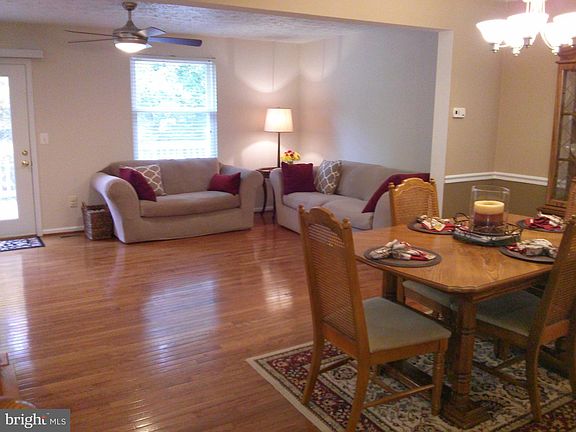 3rd image of 3739 Mazewood Ln
