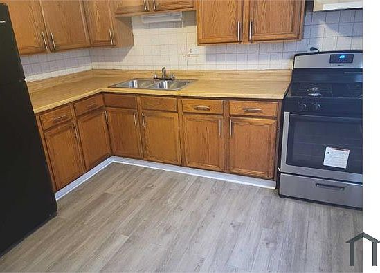 1st image of 8107 S Ellis Ave APT 1C