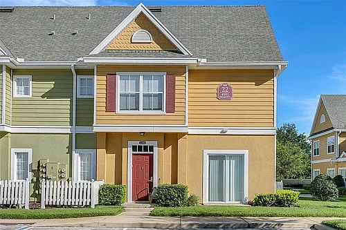 4561 Yellowgold Rd E #102 Photo 1