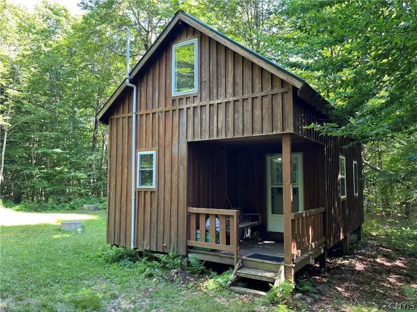 0 Hayloft Trl, Redfield, NY 13437