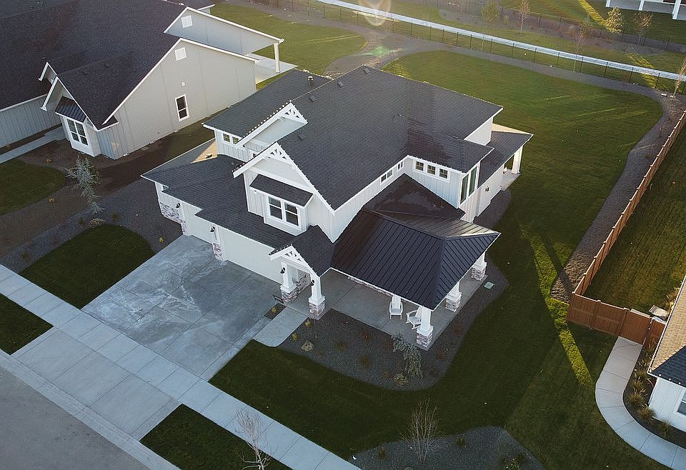 1st image of 2883 N Foudy Ave