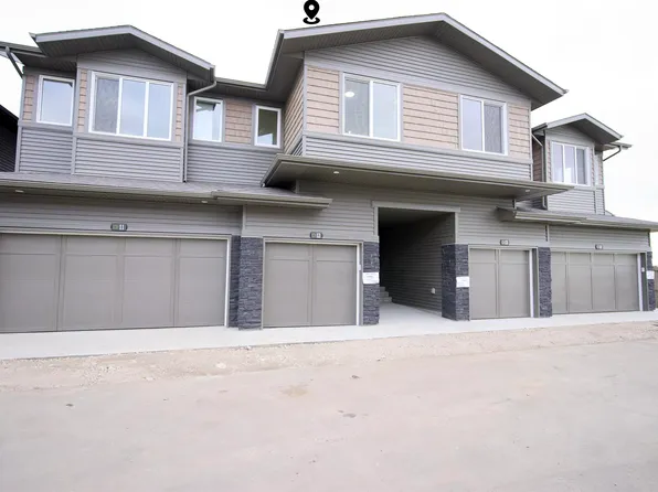 2710 66th St NW #12, Edmonton, AB T6X 1A3