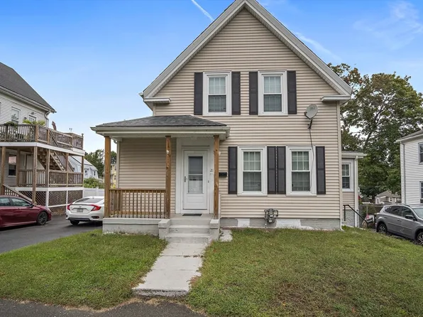 21 Lowell St, Brockton, MA 02301
