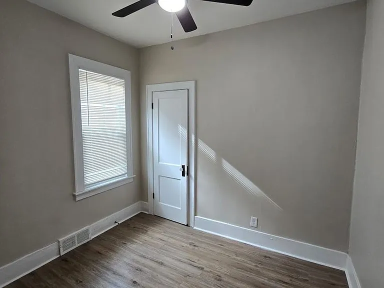 9354 Bessemore St — Photo 5