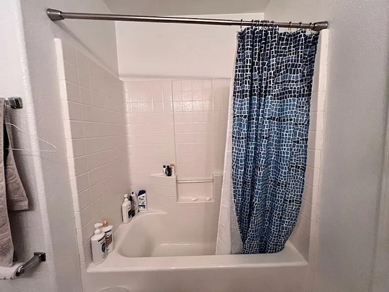 335 Riverwood Ln — Photo 16
