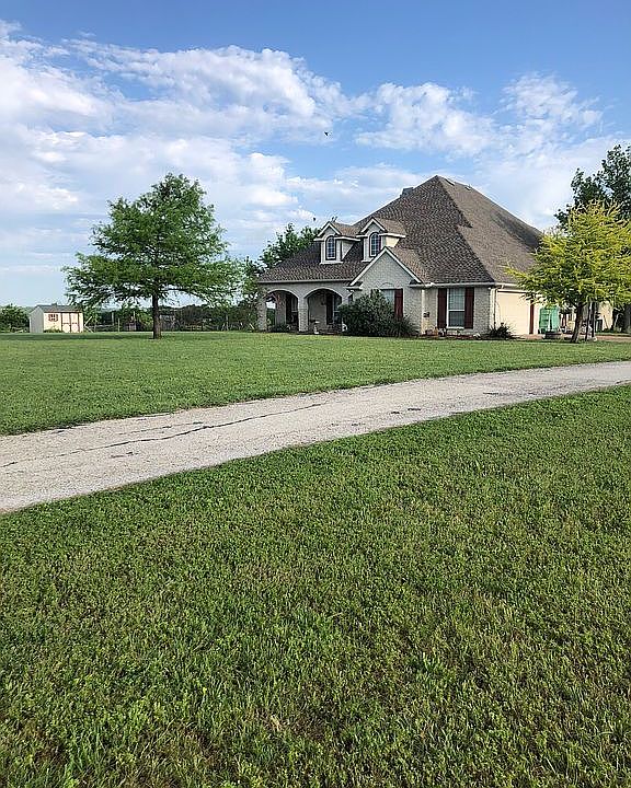 2nd image of 9858 McDaniel Rd