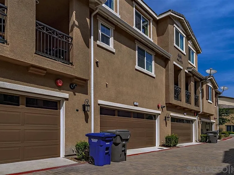 474 Prosperity Dr — Photo 23