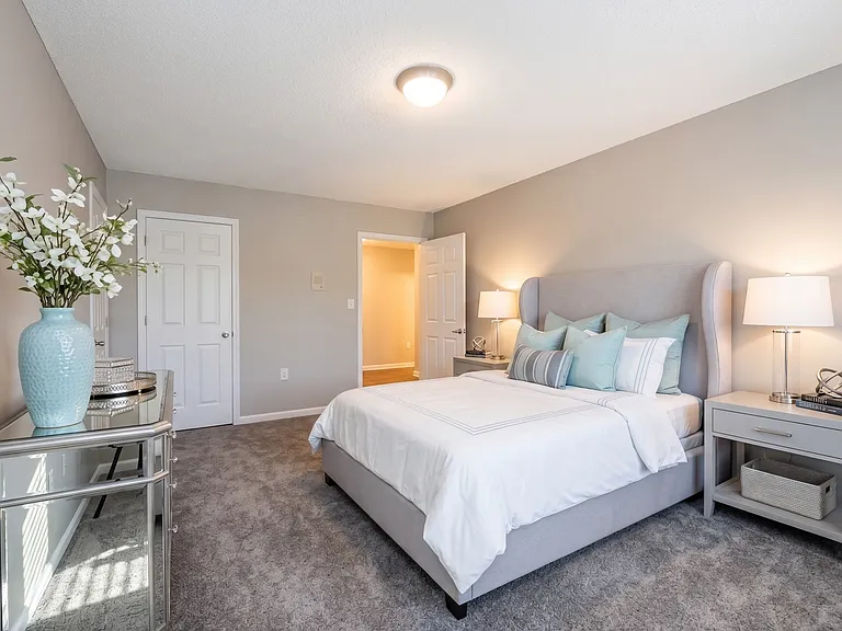 Summerlyn Place — Photo 14