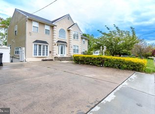 15 Delaware Ave, Berlin, NJ 08009