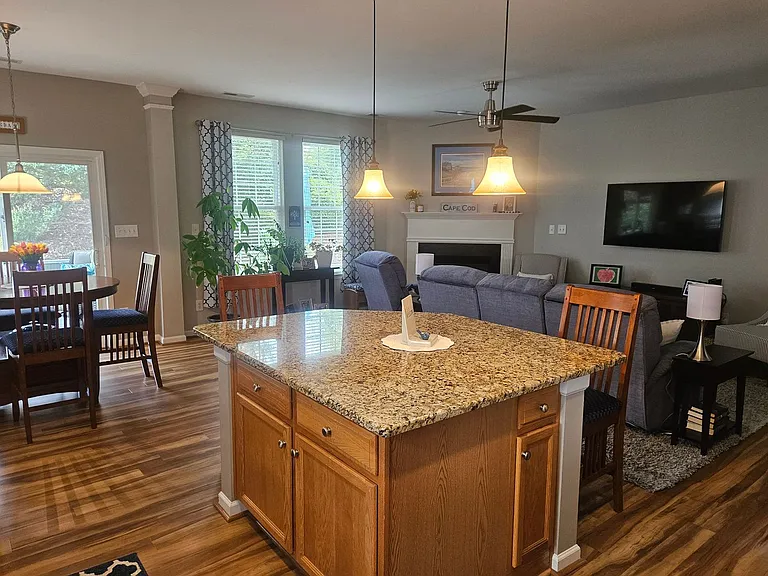 1432 Dairy Glen Dr — Photo 8