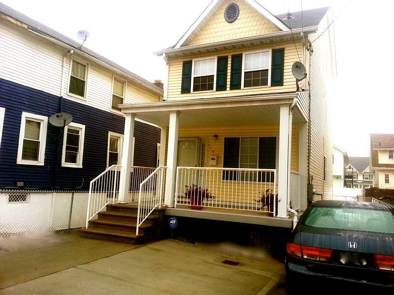 1st image of 424 Beach 38 St