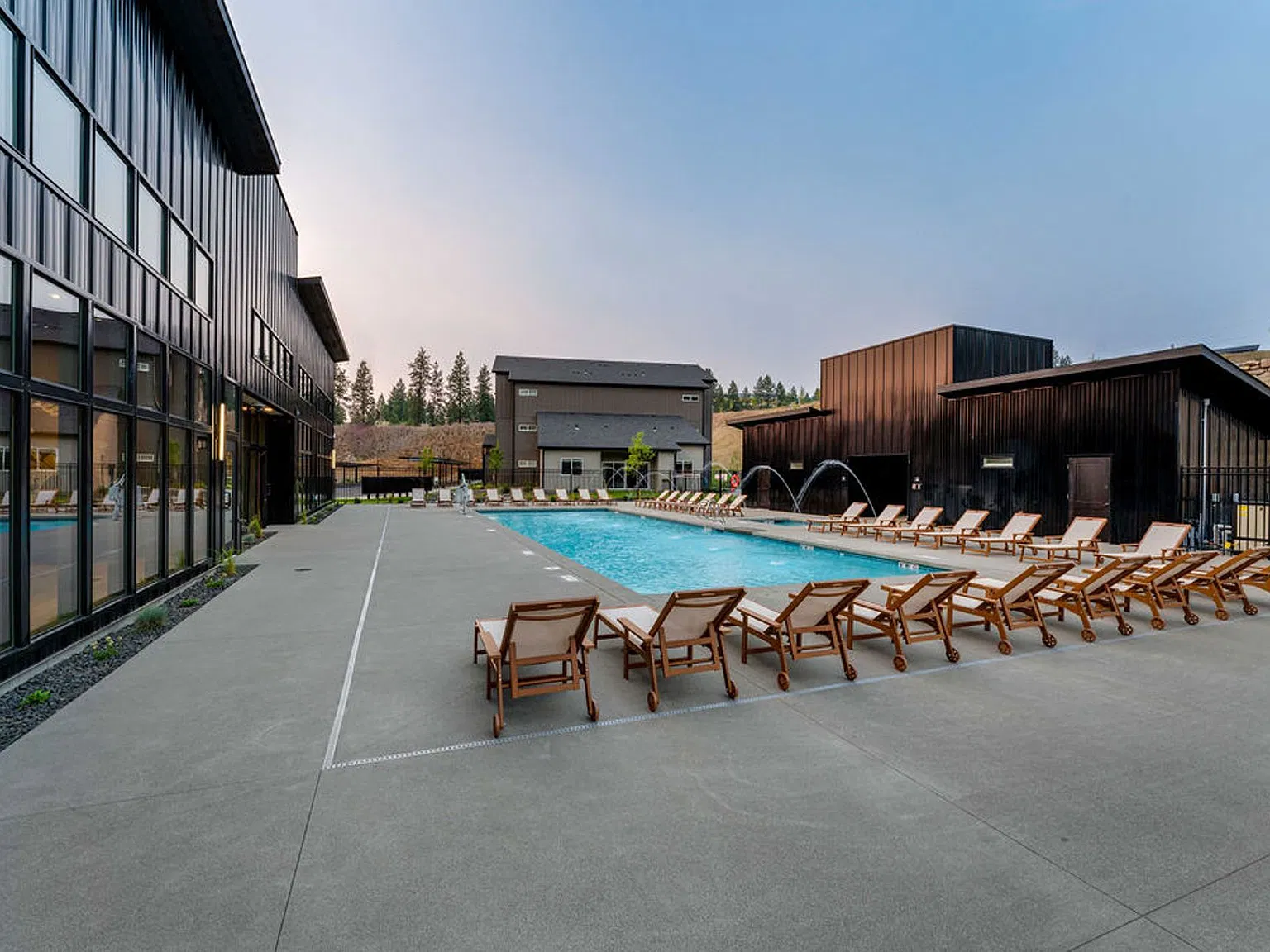 The Vistas Apartments at Beacon Hill — Photo 2