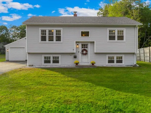 4 Amalfi Street, Lisbon, ME 04252