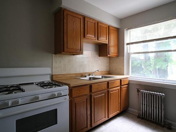 2nd image of 4241 Rocky River Dr APT 6