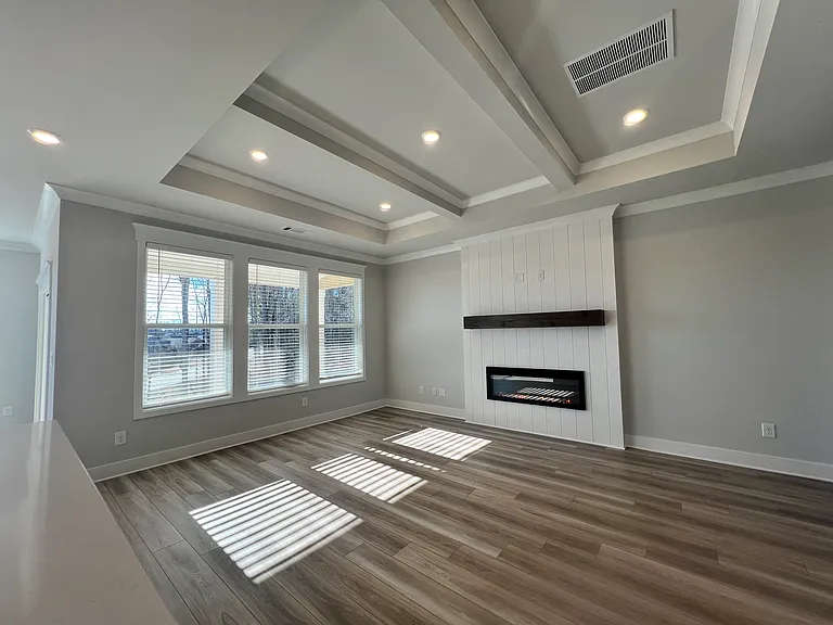 150 Rose Lake Ct — Photo 6