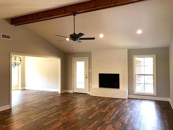 4th image of 105 Irish Bend Dr