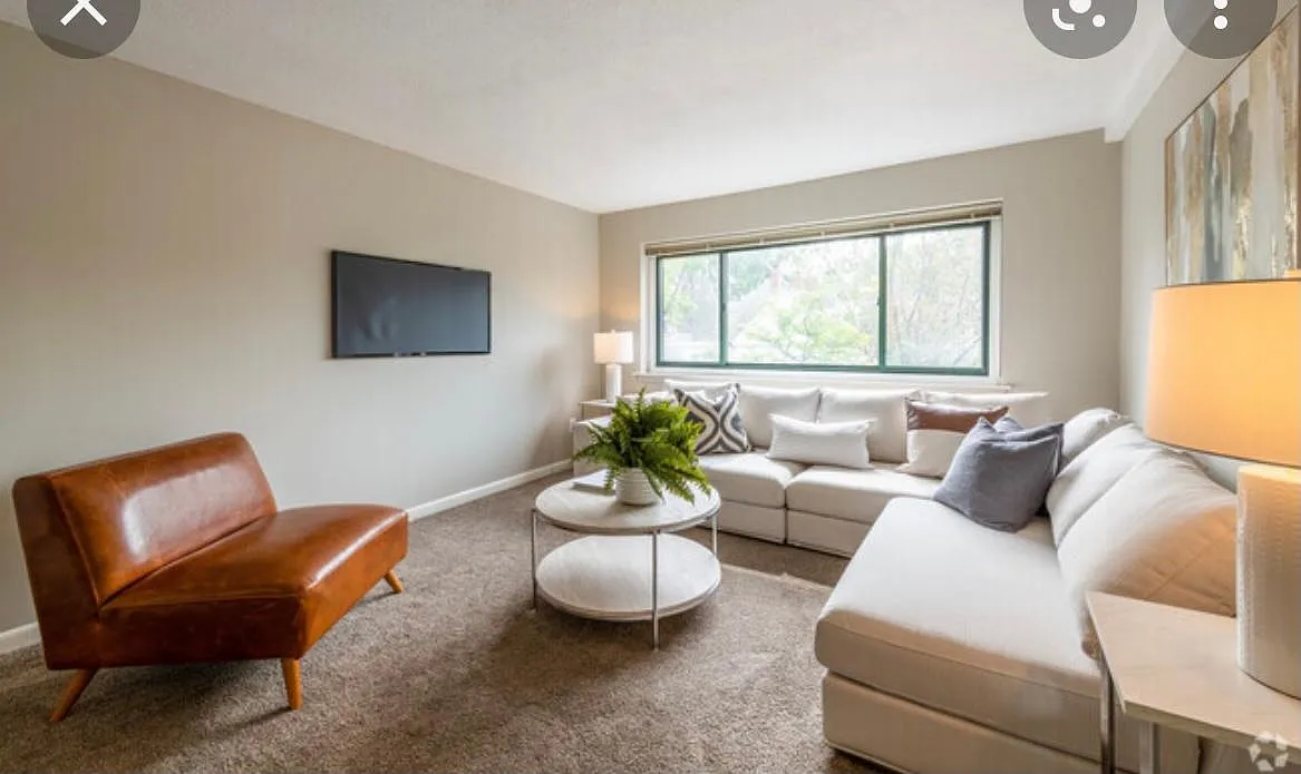 2 bed, $3,300 — Photo 1