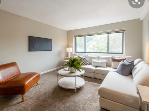 379 Harvard St #26, Cambridge, MA 02138